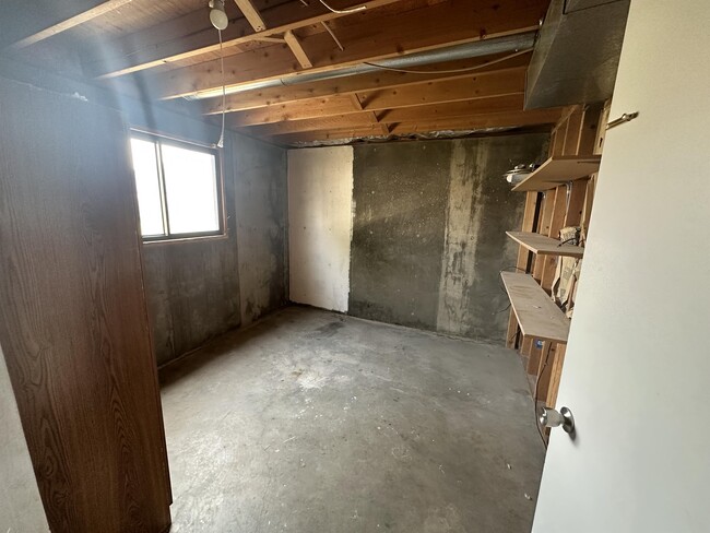 Building Photo - 115 Cloudrest St