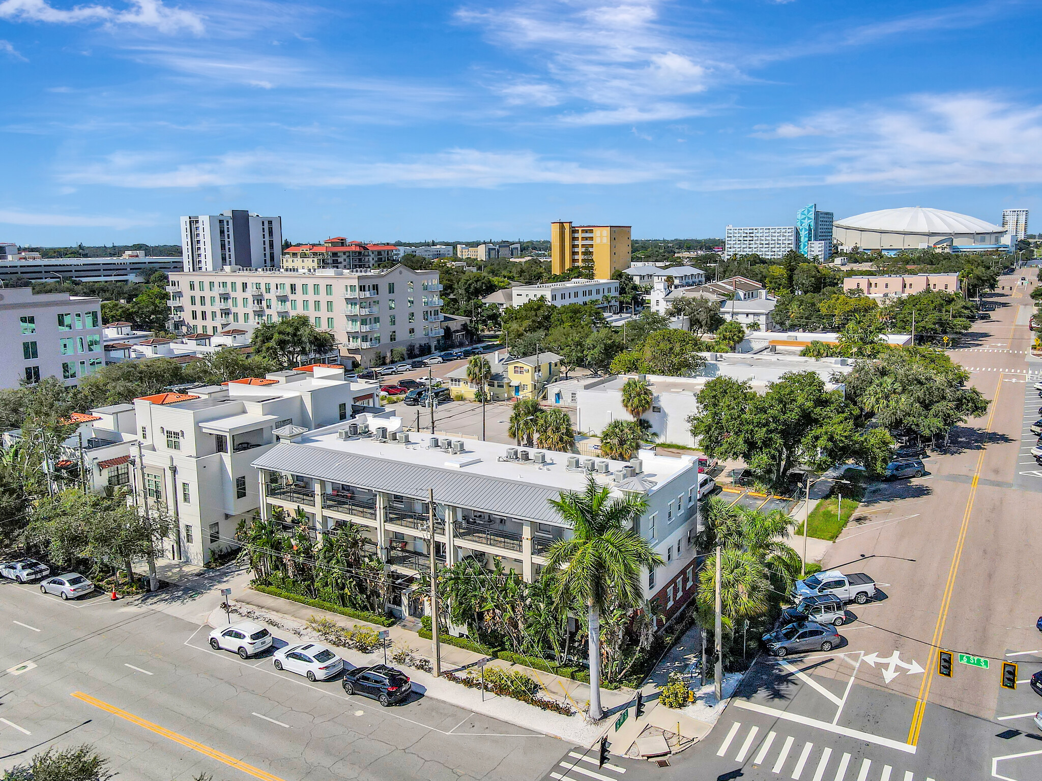 Building Photo - 201 6th St S