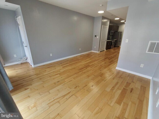 Building Photo - 924 N 15th St