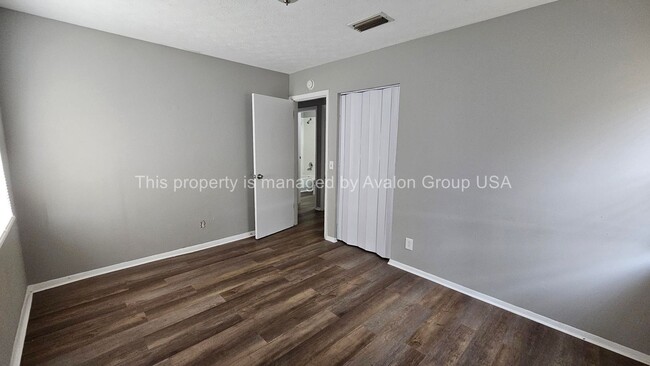 Building Photo - 7384 Irving Scott Dr