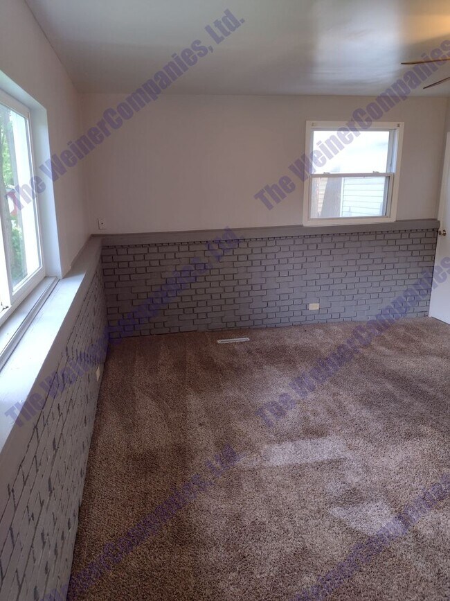 Building Photo - 708 Scottswood Dr