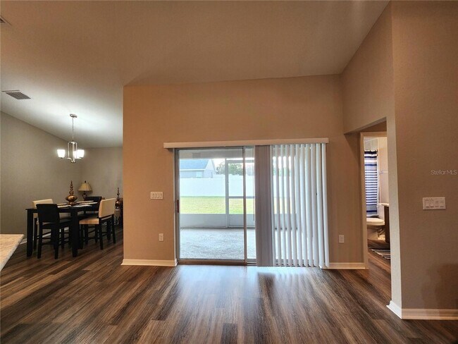 Building Photo - 7638 SW 107th Ln