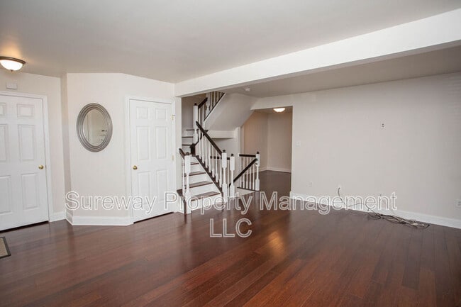 Building Photo - 130 Mount Vernon Ct