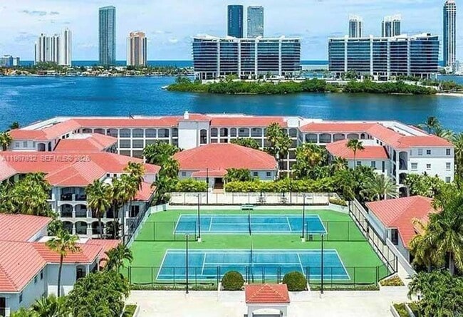 Building Photo - 3145 NE 184th St