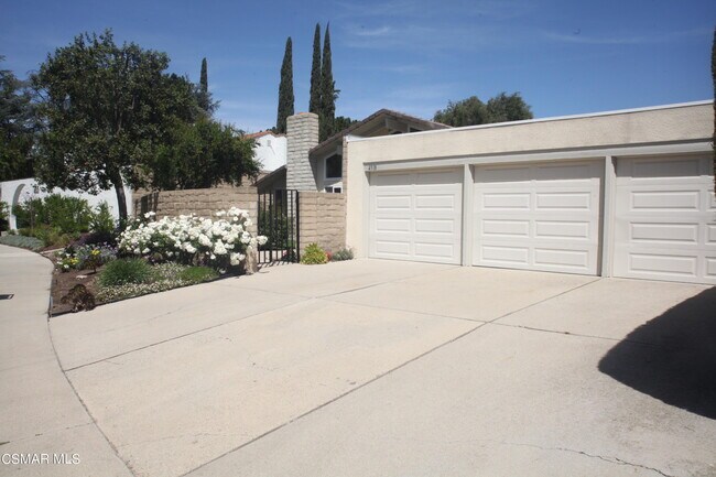 Building Photo - 4518 Henley Ct