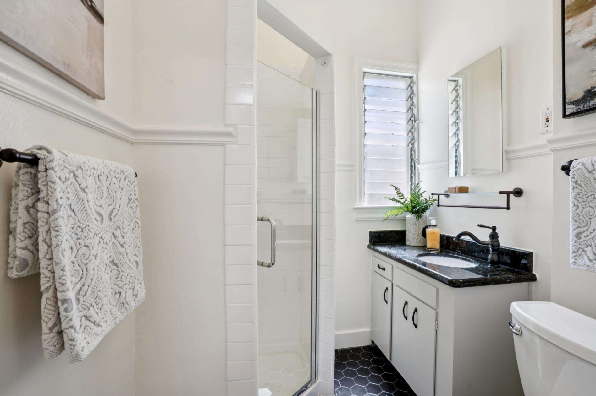 Bathroom - 49 Liberty St