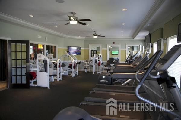 Building Photo - 1443 Sierra Dr