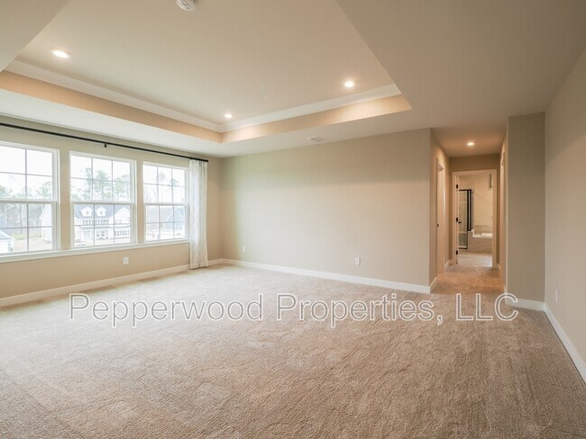 Building Photo - 7204 Red Cedar Trl