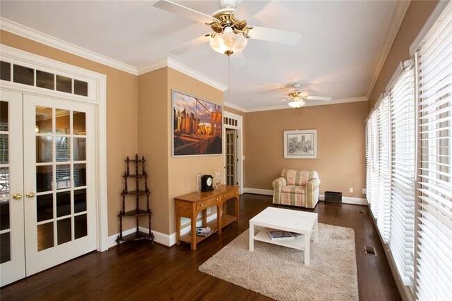 Building Photo - 2531 Old Salem Cir SE
