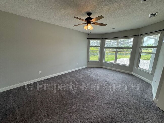 Building Photo - 64 Rose Dew Dr