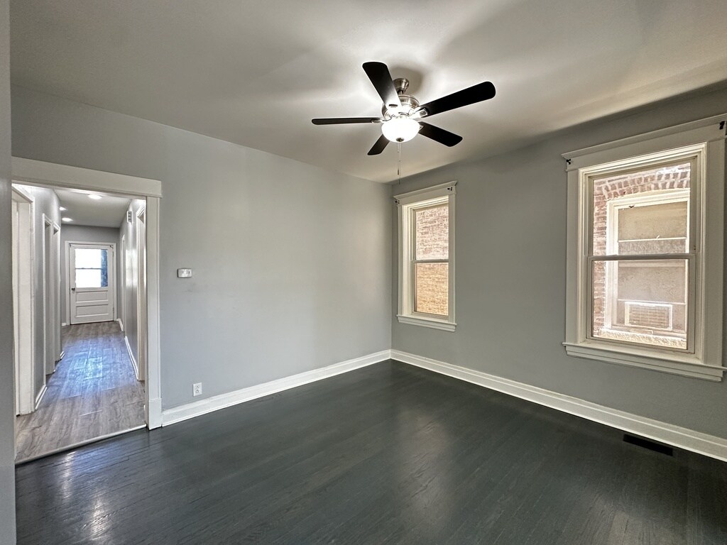 Building Photo - 3408 W Carroll Ave