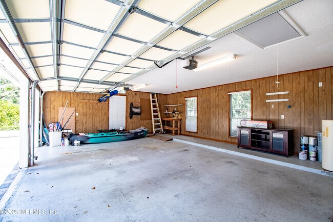 Building Photo - 13022 Huntley Manor Dr