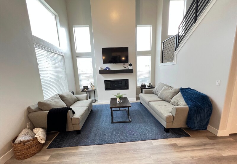 Building Photo - 5233 W Cannavale Ln