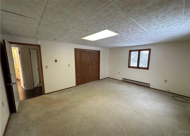 Building Photo - 41 Peat Bed Rd