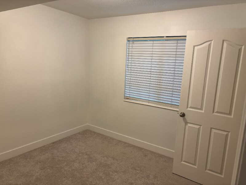 Building Photo - 504 N 2870 W