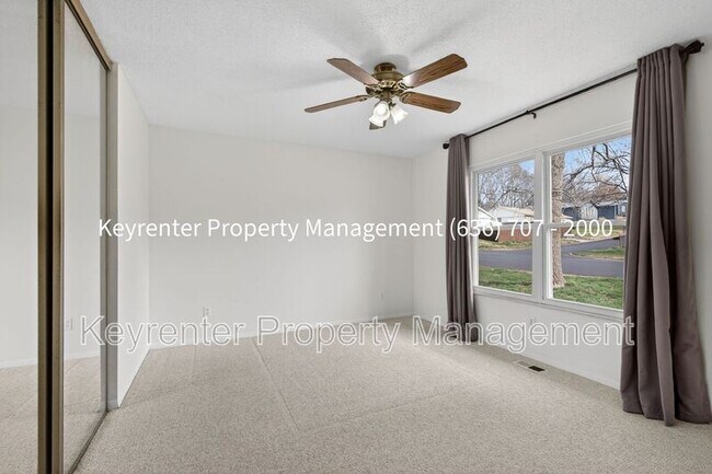 Building Photo - 1476 Shadow Wood Dr