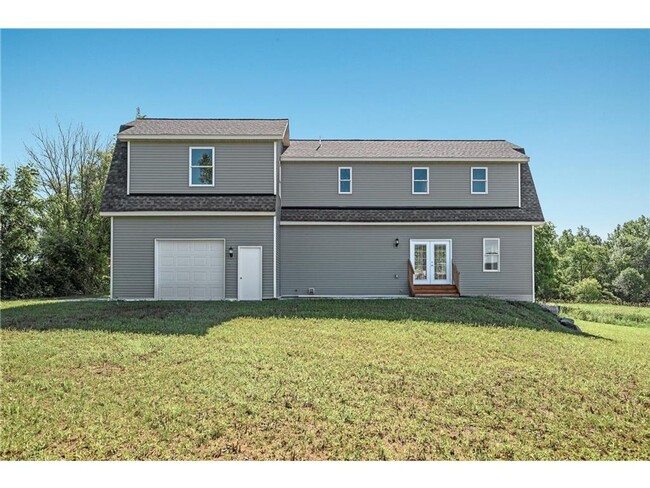 Building Photo - Rare 3 bed 4 bath no upgrade left out! 2 f...