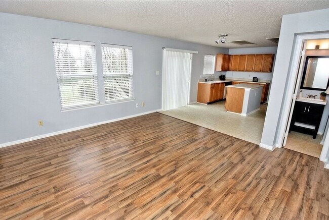 Building Photo - 14242 Weeping Cherry Dr