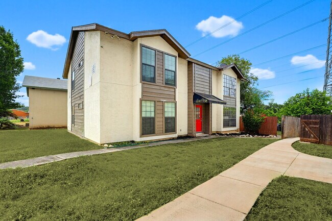 Building Photo - 10543 Starcrest Dr