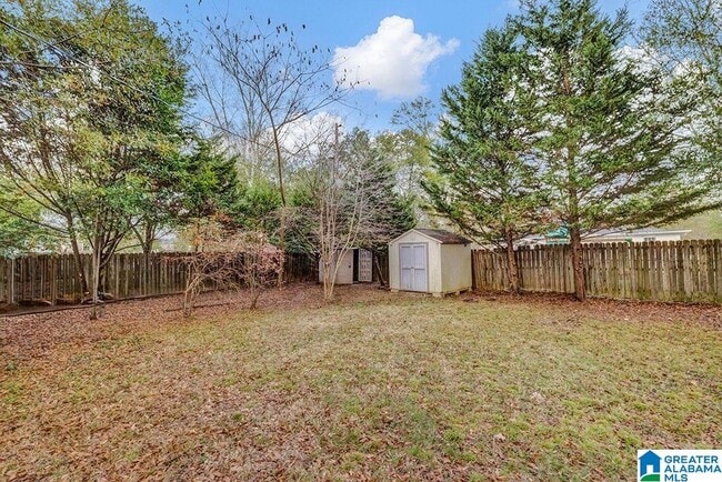 Building Photo - 609 Cobb St