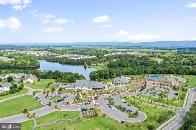 Building Photo - 166 Trout Lily Dr