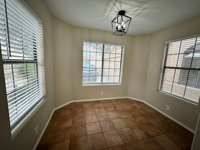 Building Photo - 12237 N Gambel Dr