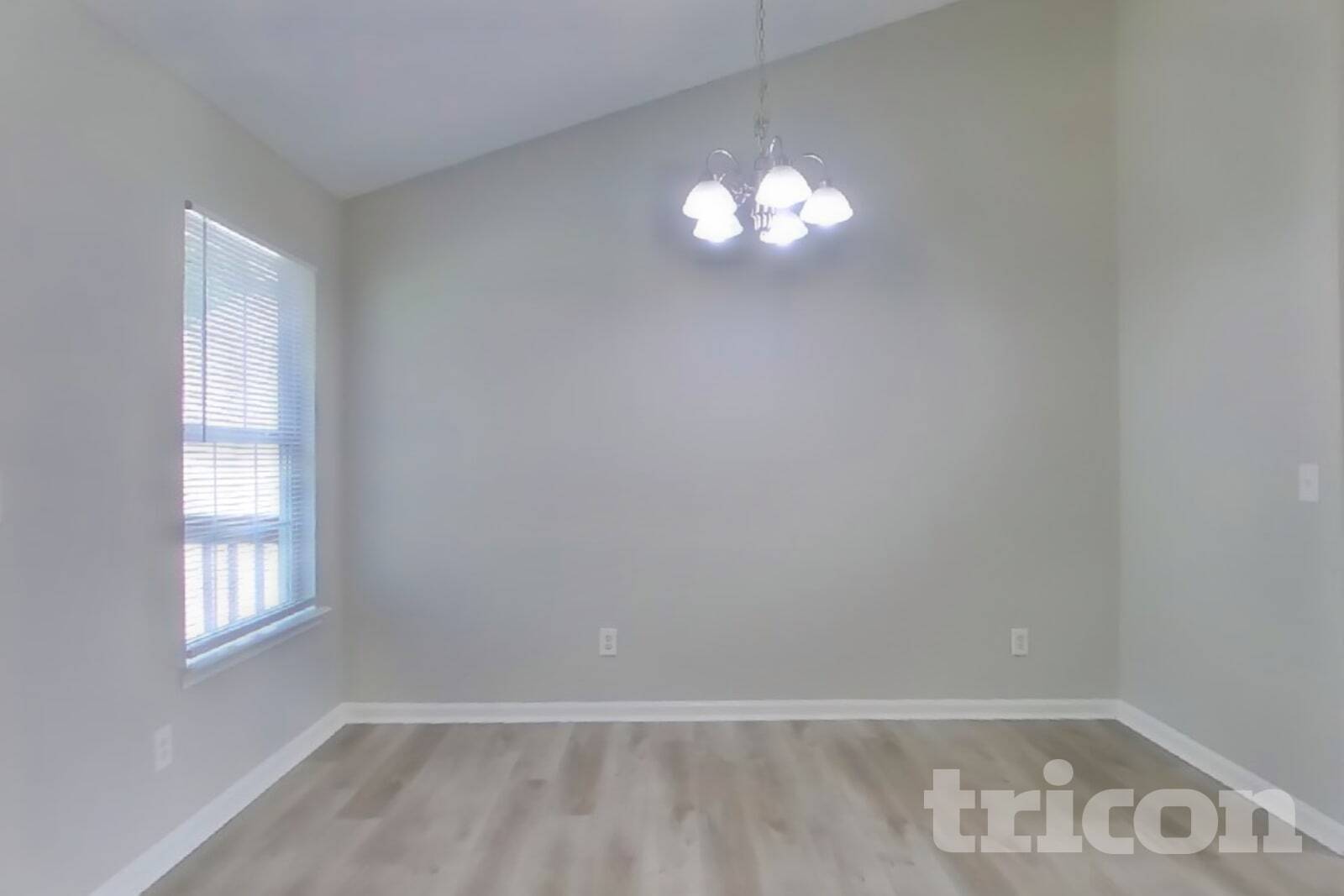Building Photo - 5733 Partin Ln