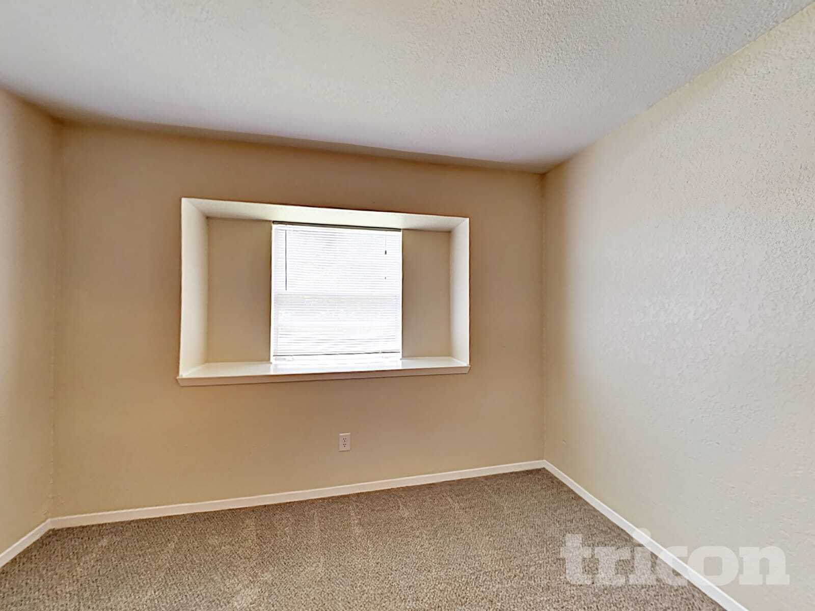 Building Photo - 6515 Ridge Cir Dr