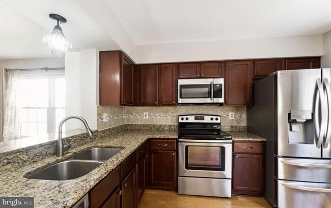 Building Photo - 8746 Ruppert Ct
