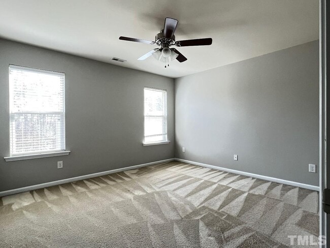 Building Photo - 4 Bedroom Single Family RDU RTP