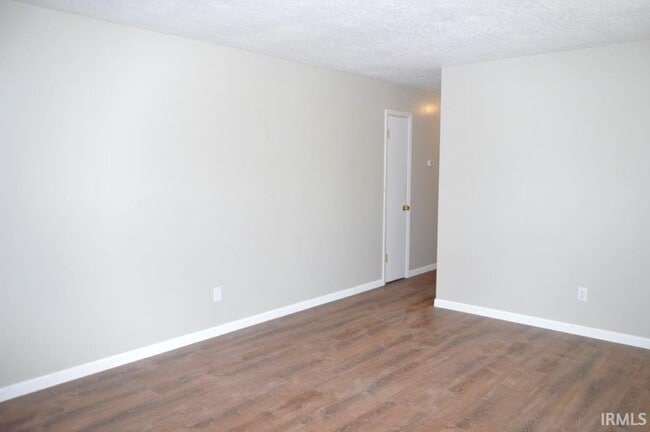Building Photo - 16818 Coldwater Rd