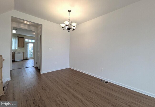 Building Photo - 25015 Riding Center Dr