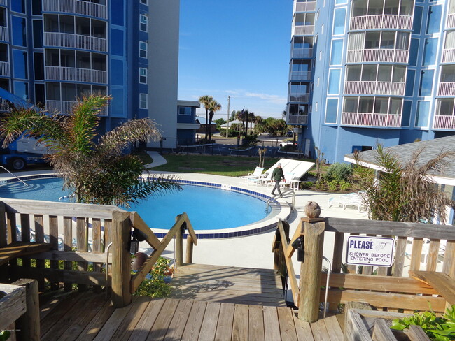 Building Photo - 1175 Jimmy Buffett Mem Hwy