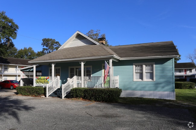 Leasing Office - Park Place