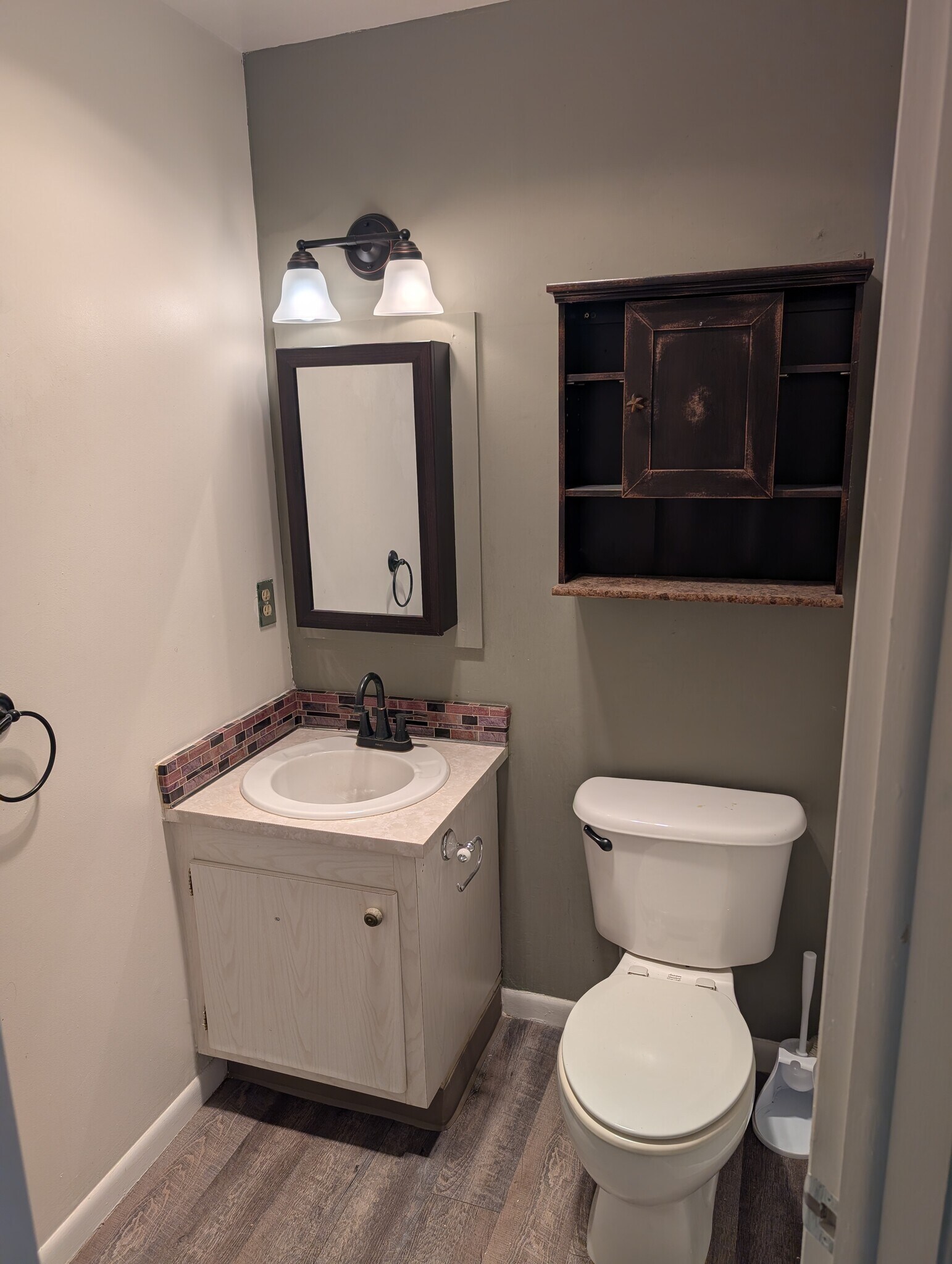 Building Photo - 9911 Sandalfoot Blvd