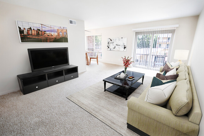 Building Photo - Woodmere Apartments
