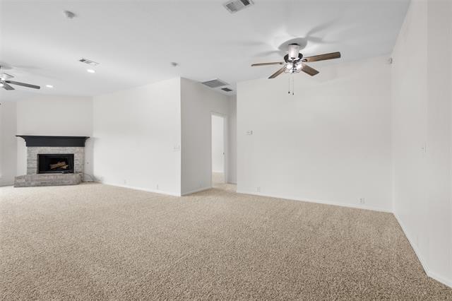 Building Photo - 10521 Jaybird Dr