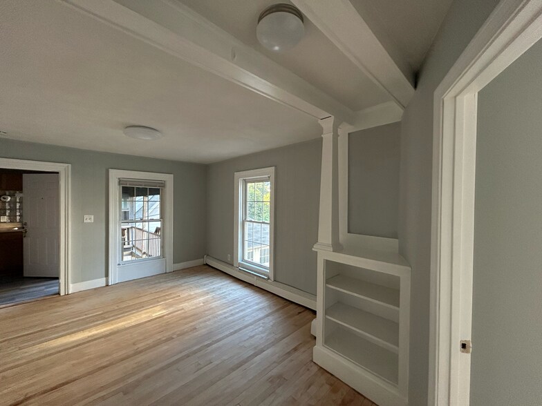 Building Photo - 18 Bowdoin St