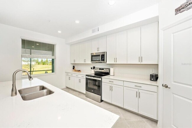 Building Photo - 17775 Boracay Ct