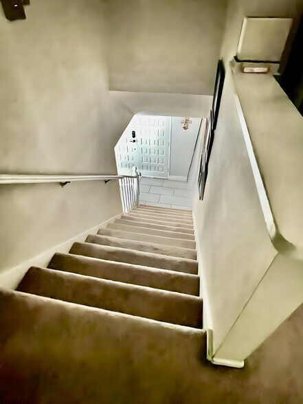 Building Photo - 5055 Ludgate Dr