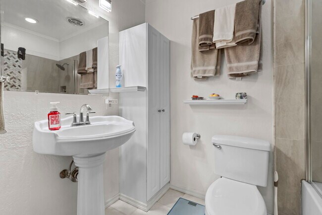 Building Photo - 92-848-848 Kinohi Pl