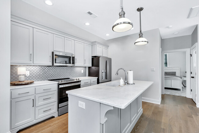 Building Photo - 47 Bridgham St NW