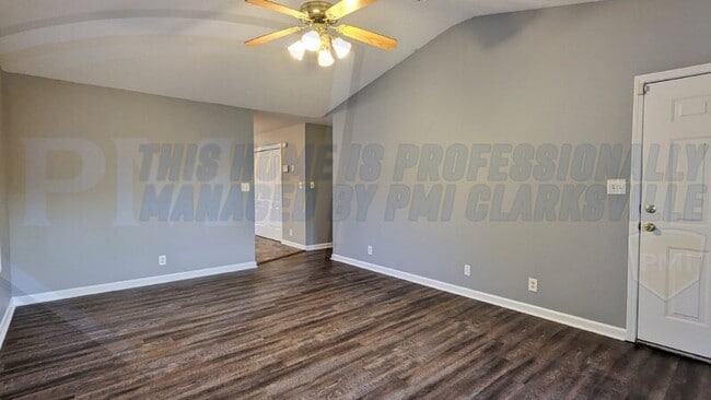 Building Photo - 1352 Chucker Dr