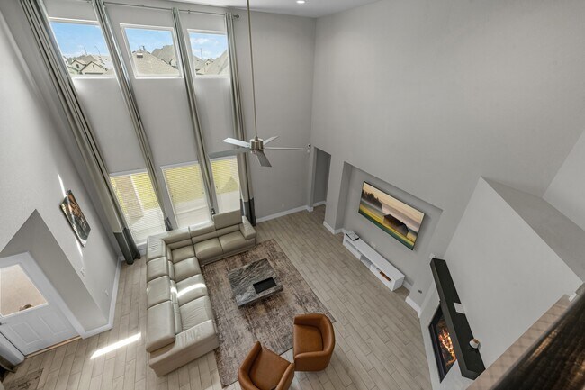 Building Photo - 1569 Sunrise Gables Dr