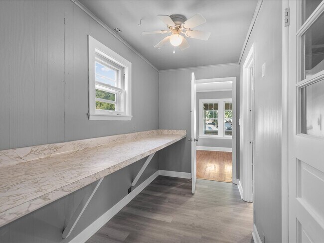 Building Photo - 1111 20th St