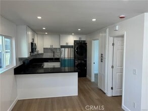 Building Photo - 6882 San Paco Cir