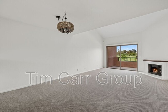 Building Photo - 440 Villa Point Dr