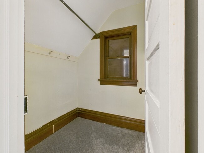 Building Photo - 4 Bedroom Single Family Home in Susquehanna Township