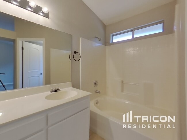 Building Photo - 3820 Cobble Ct