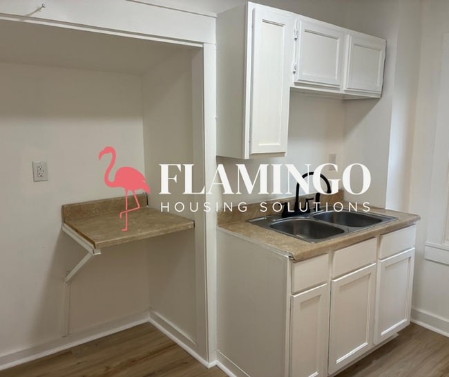 Building Photo - 1440 Tampa Ave